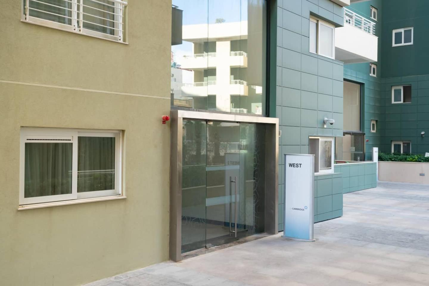 Fort Cambridge Apartments By Homely Sliema Exterior photo